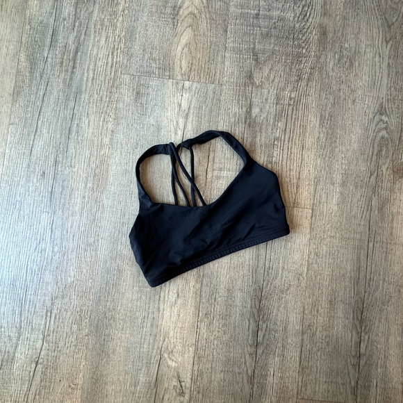 Lululemon Sports Bra - Picture 1 of 4